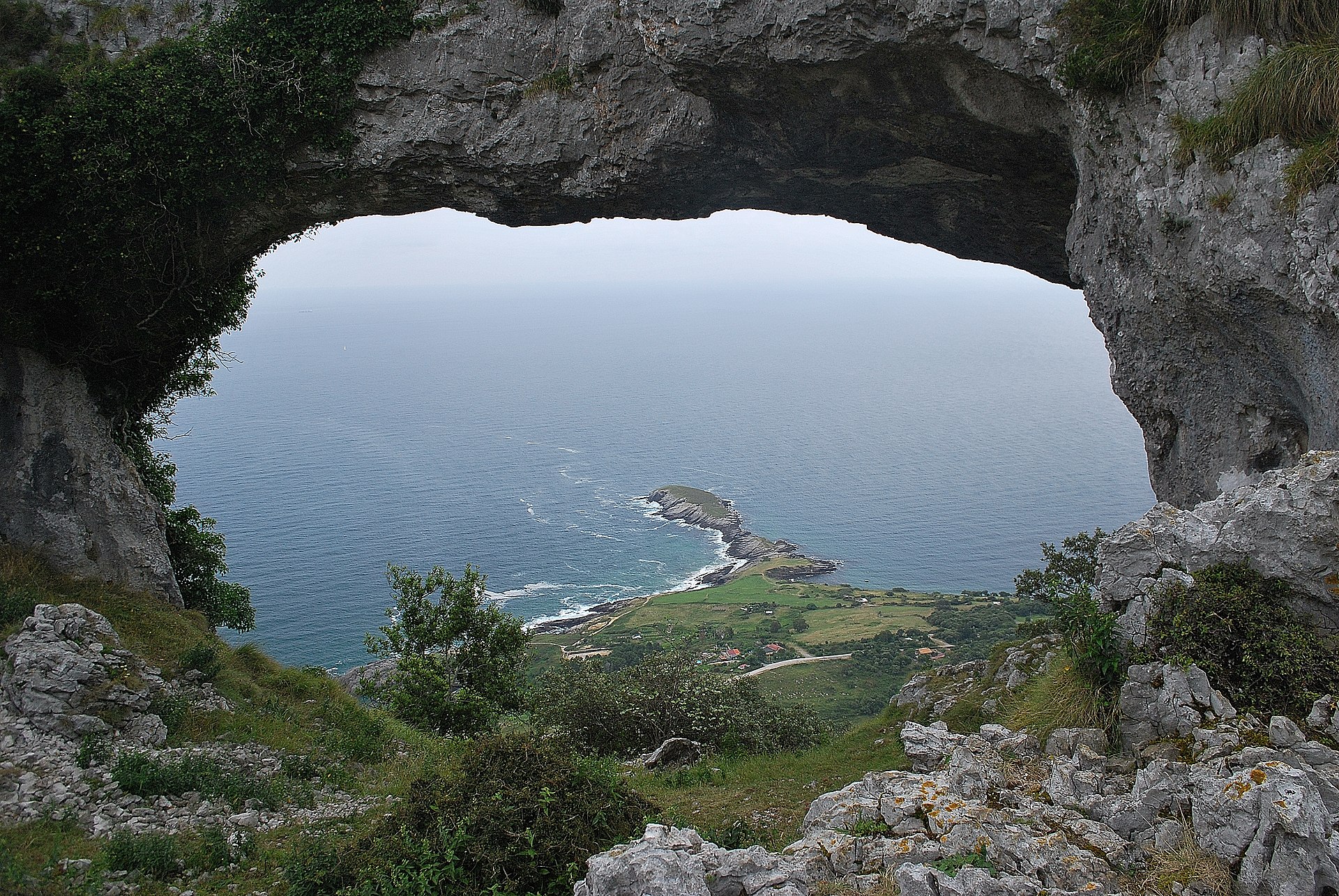 Забудьте про Париж і Відень: українці назвали туристичні місця, що виглядають як інша планета